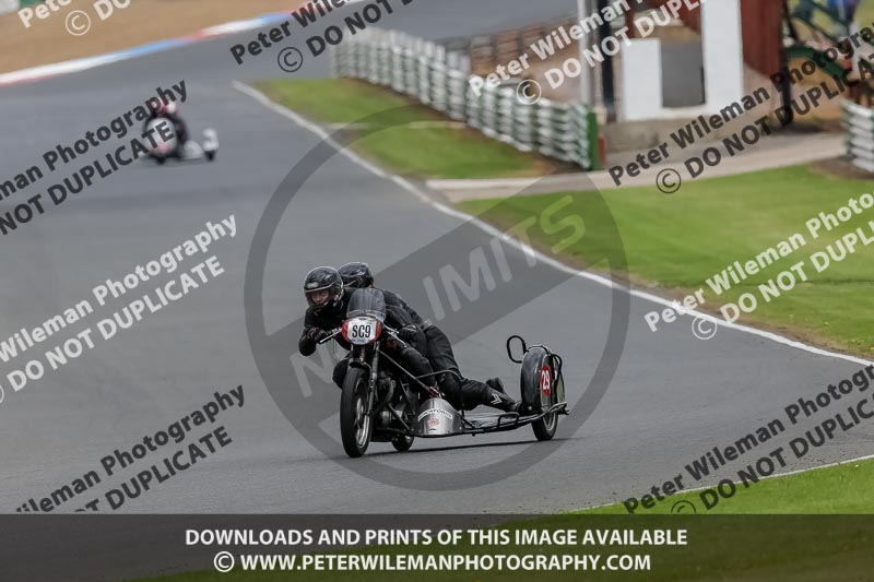Vintage motorcycle club;eventdigitalimages;mallory park;mallory park trackday photographs;no limits trackdays;peter wileman photography;trackday digital images;trackday photos;vmcc festival 1000 bikes photographs